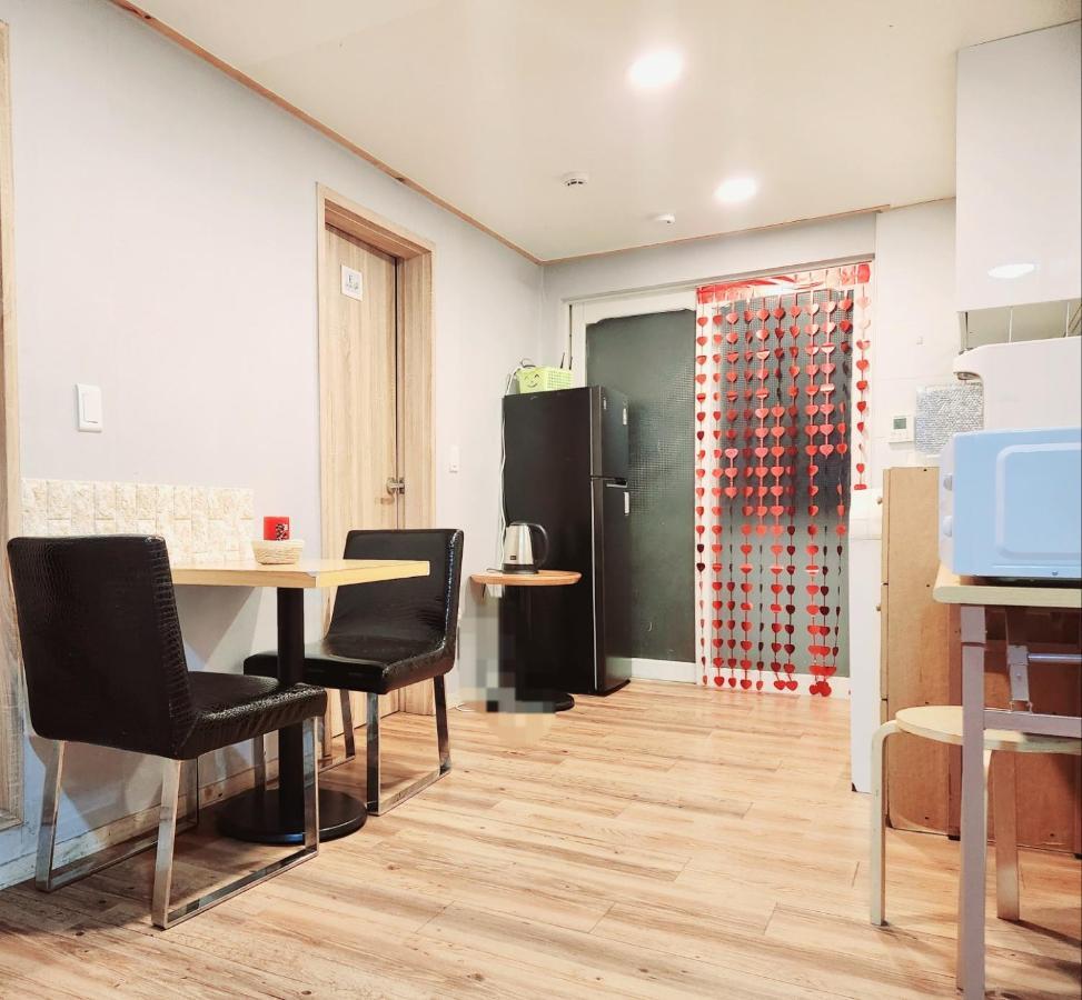 Hongdae Guest House Room#G#E#D#R#M Seoul Exterior photo